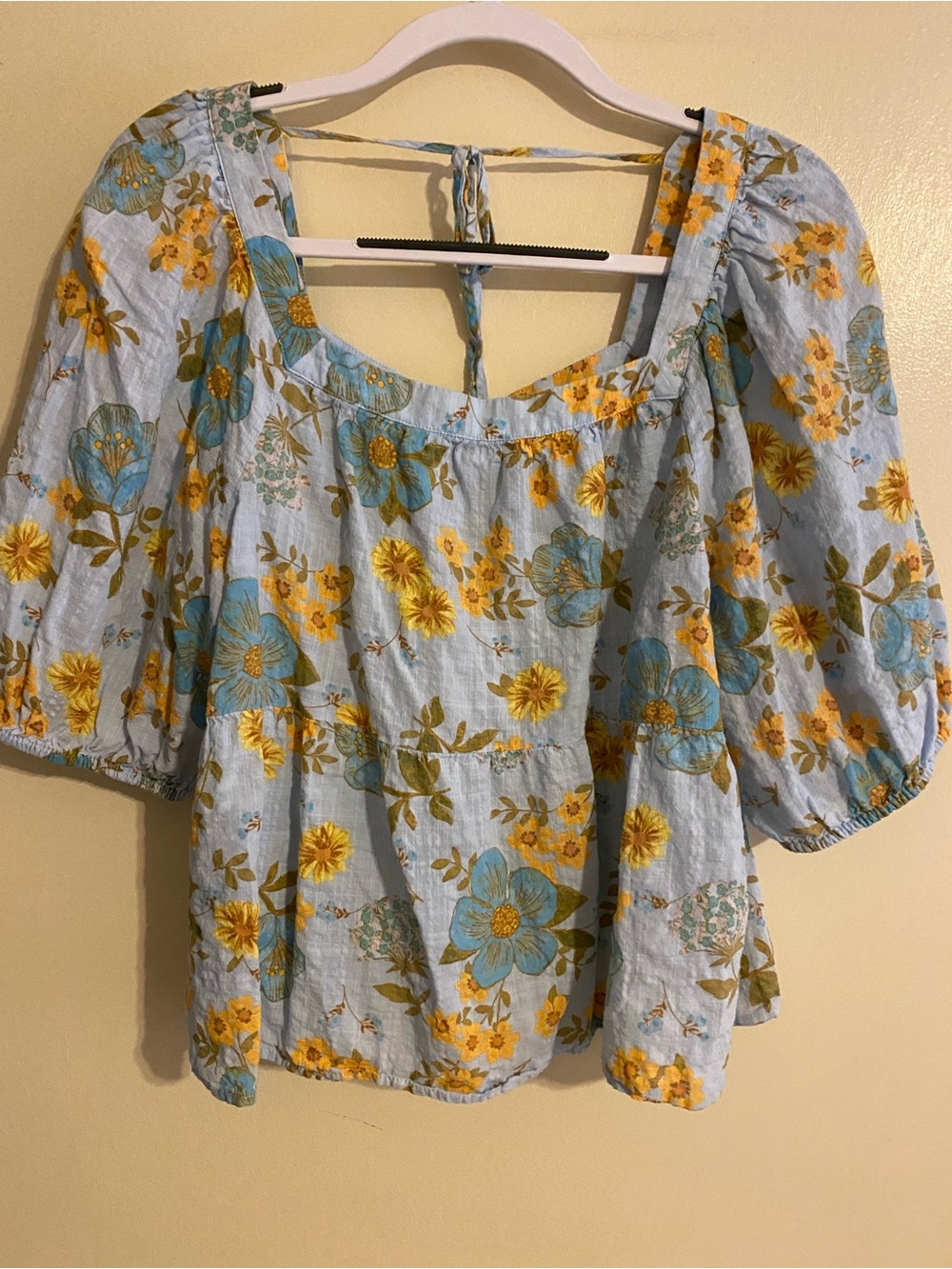 a.n.a Blue Floral Puff Sleeve Peasant Blouse